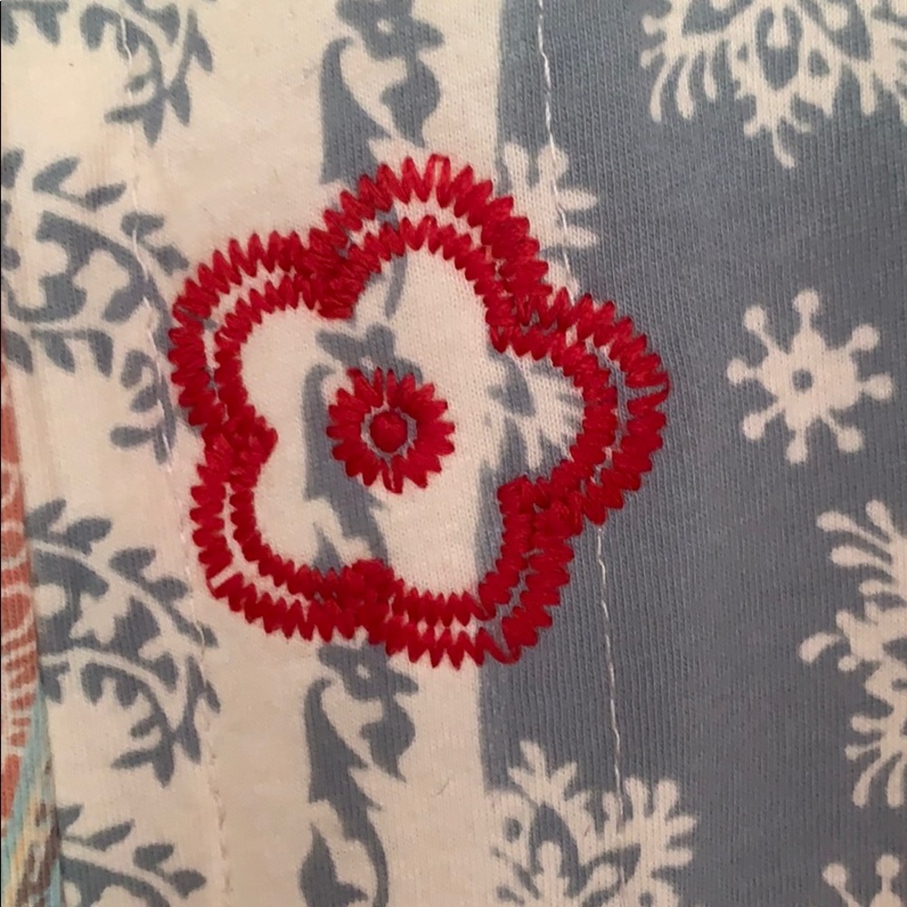 Boho Embroidered Vest - Picture 3 of 6